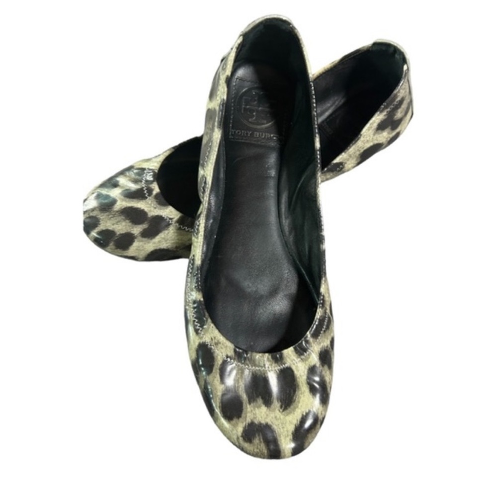 Tory Burch Eddie Ballet Flat in Snow Leopard